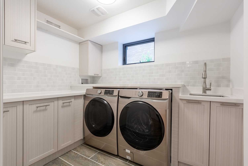 Washing cabinet