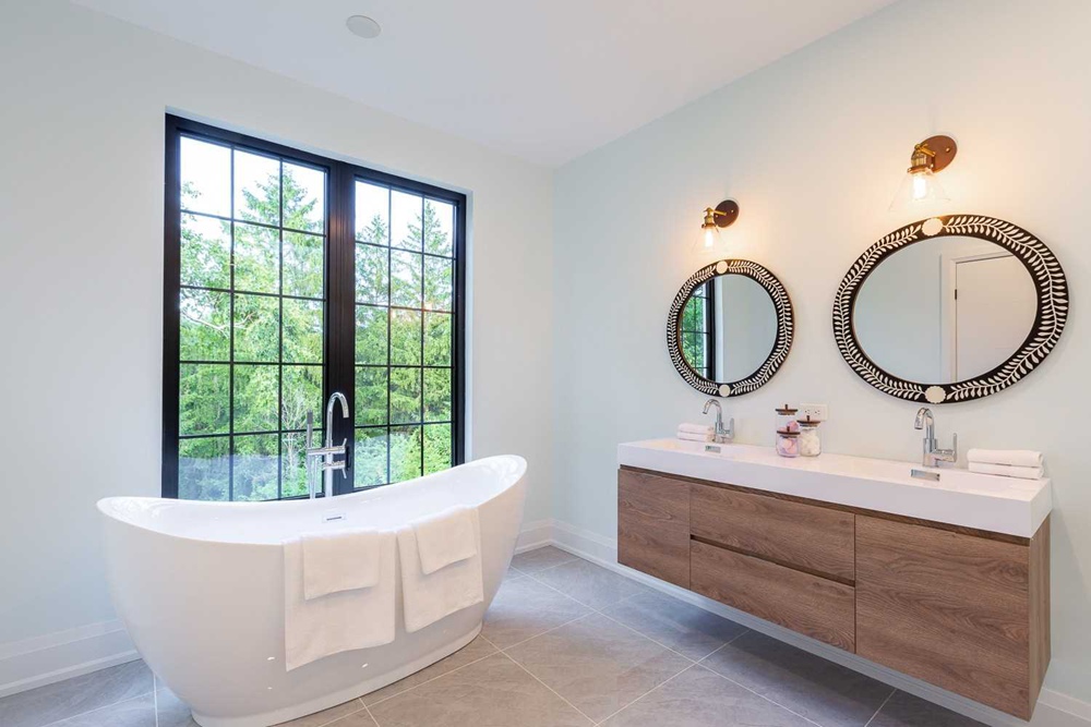 Bathroom cabinet